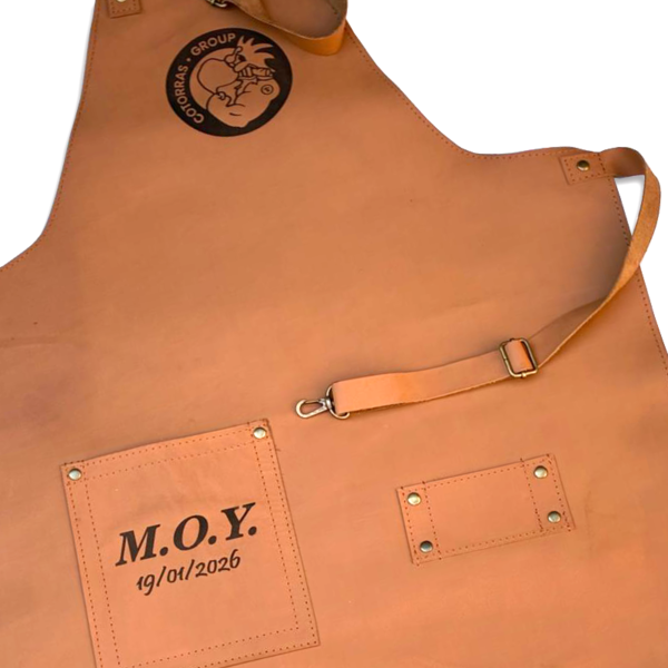 Delantal de cuero con dos grabados