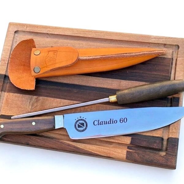 Cuchilla  con chaira con Grabado + vaina de cuero y tabla