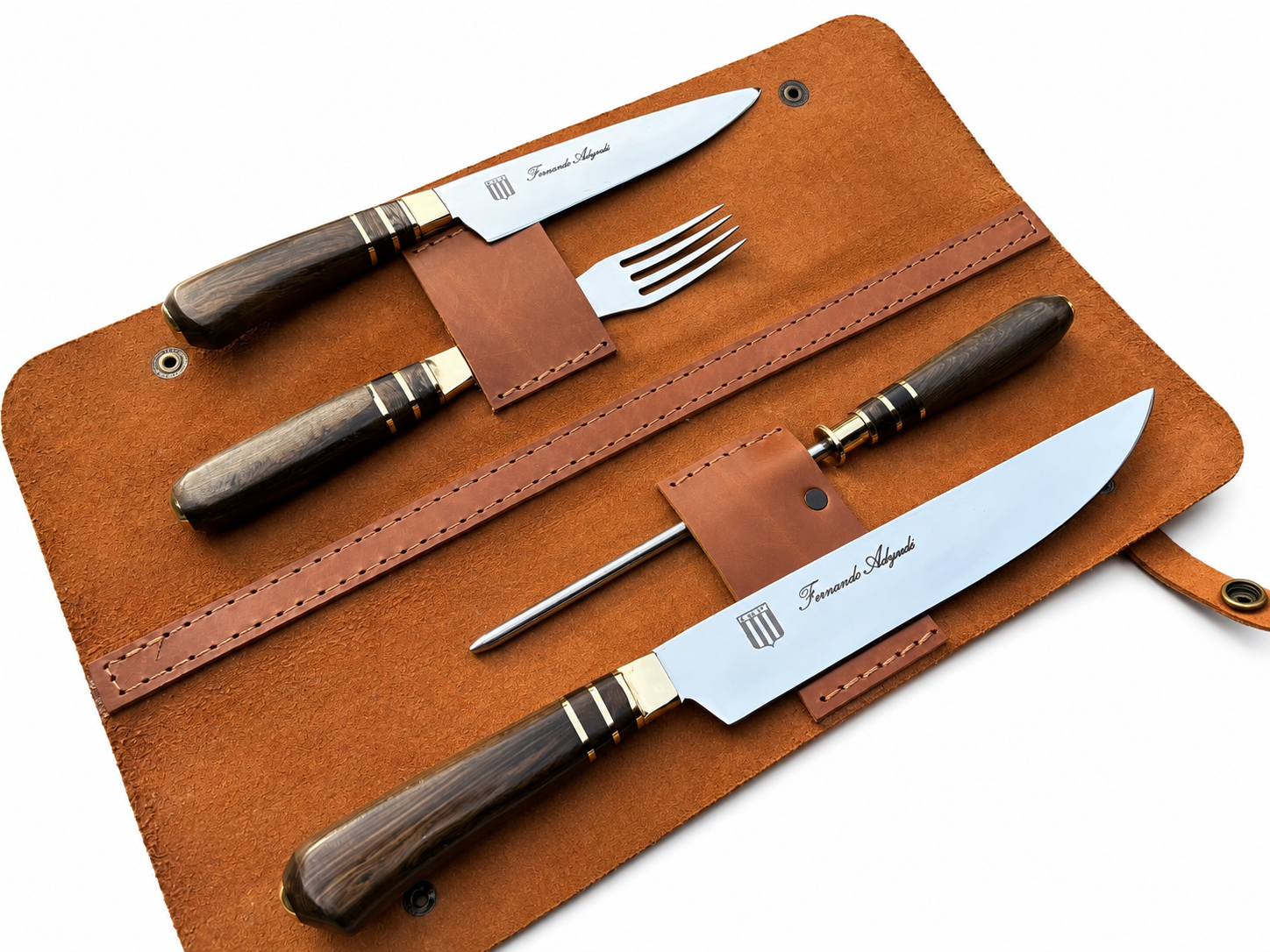 Estuche Asador jgo campero 0812 0312 Estuche con Juego Campero Embutido y Cuchilla Mango Embutido con 3 Gabados Nombre-Escudo - Imagen 1