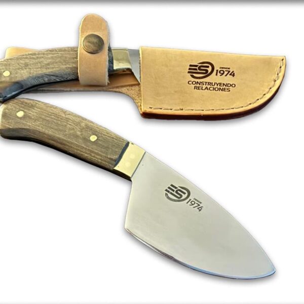 C900-Cuchillo Vickingo CONSTRUYENDO RELACIONES