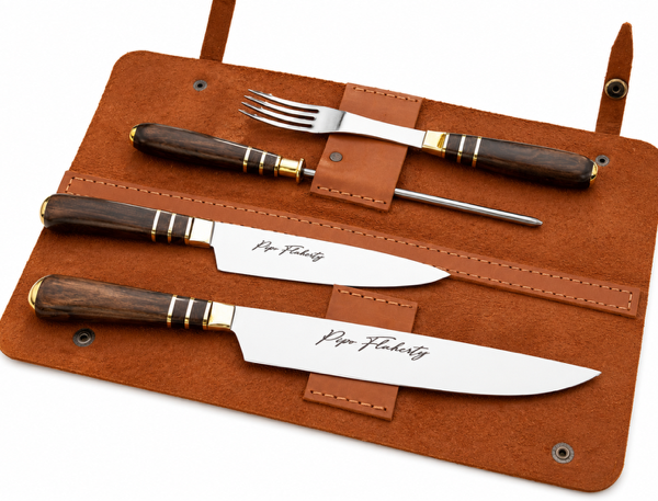 ESTUCHE ASADOR 4 PIEZAS EMBUTIDO PIPO FLAHERTY