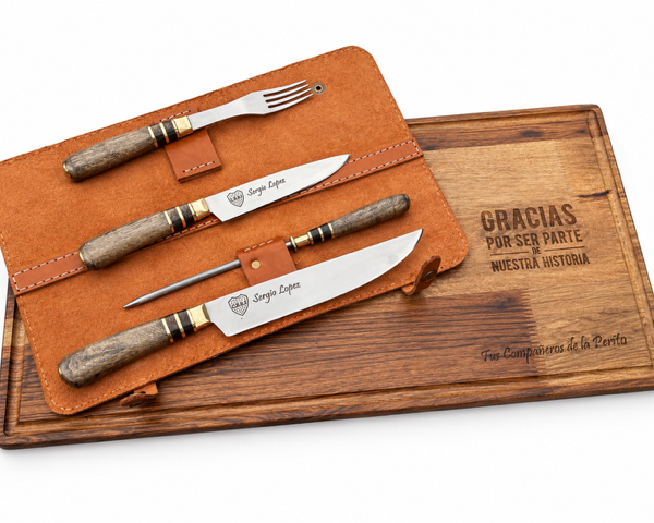 0746 Estuche Asador con Tabla Guayibira grabados